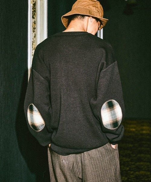 niko and...（ニコアンド）の「クラフトロゴニットプルオーバー（ニット/セーター・メンズ・ボルドー/ライトグレー/チャコール/ネイビー・LARGE/MEDIUM）」の17枚目の写真