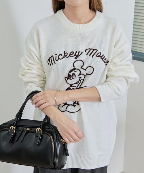 Disney（ディズニー）の「『DISNEY/ディズニー』ループ刺繍&シャギージャガードニット（ニット/セーター・レディース・サックスブルー/グレイッシュベージュ/ネイビー/オフホワイト・L/LL/M）」の5枚目の写真
