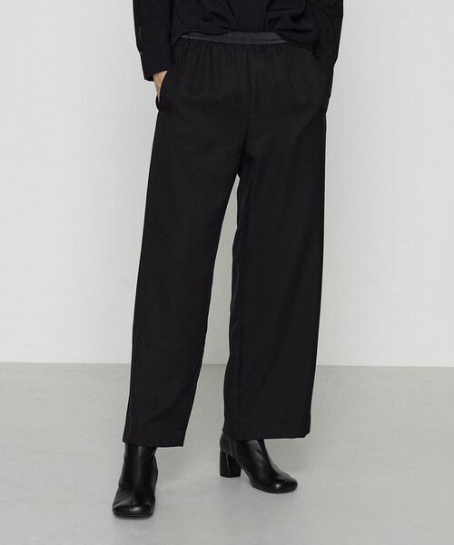 Gabardine K.T(ギャバジンケーティー)の「パウダーツイルストレッチ ワイドパンツ(その他パンツ・レディース・モカ/チャコール/ブラック・7号/11号/9号)」の1枚目の写真