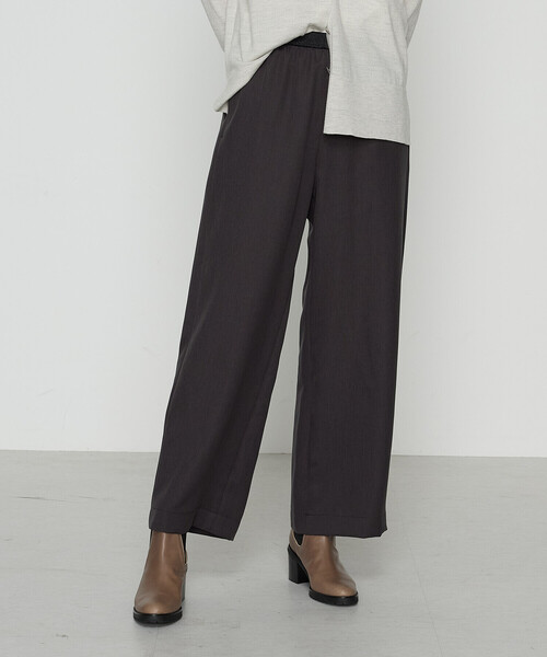 Gabardine K.T(ギャバジンケーティー)の「パウダーツイルストレッチ ワイドパンツ(その他パンツ・レディース・モカ/チャコール/ブラック・7号/11号/9号)」の13枚目の写真