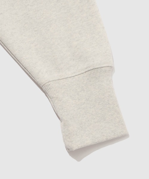 NAVY（ネイビー）の「NAVY ヘビーウェイト カレッジデザインスウェットプルオーバー（スウェット・メンズ・オートミール/杢グレー・M/XL/L）」の5枚目の写真