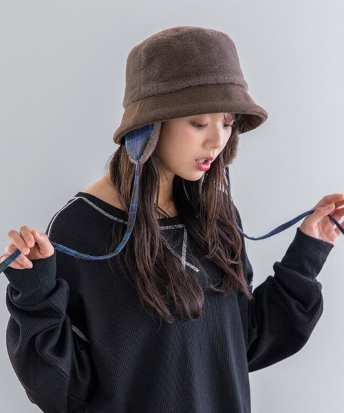 polcadot（ポルカドット）の「ファーコンビイヤーマフ バケットハット（ハット・レディース・ブラック/アイボリー/ブラウン・FREE）」の2枚目の写真