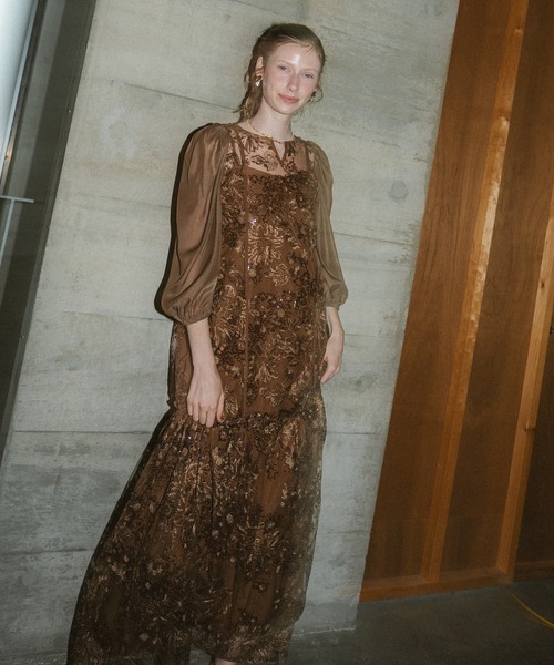 et.UNiVER(エトユニベール)の「Detachable sleeve dress(ドレス・レディース・ブラウン/ブラック/グレー・LARGE/SMALL/MEDIUM)」の22枚目の写真