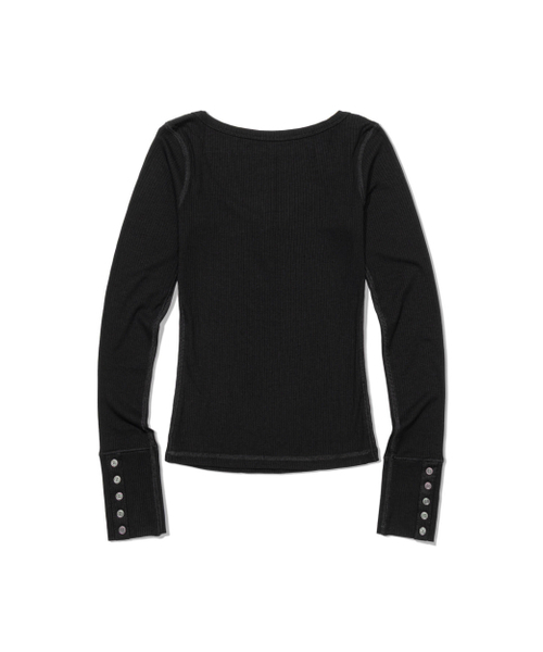 MOAA(モア)の「Button Line Rib Top (BLACK)(Tシャツ/カットソー・レディース・その他・SMALL/MEDIUM)」の3枚目の写真