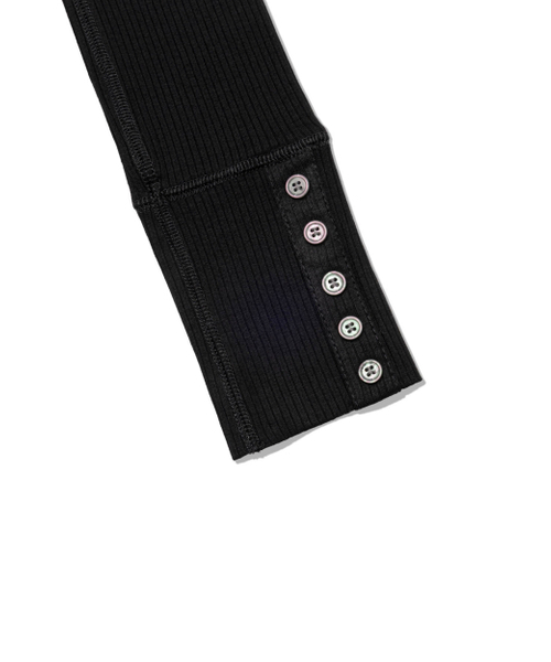 MOAA(モア)の「Button Line Rib Top (BLACK)(Tシャツ/カットソー・レディース・その他・SMALL/MEDIUM)」の6枚目の写真