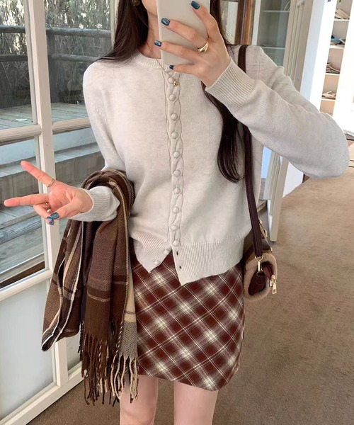 nonomi(ノノミ)の「くるみ風ボタン×ロープ編み 前開きニットカーディガン(カーディガン/ボレロ・レディース・ダークグレー/グリーン/ネイビー/アイボリー・FREE)」の5枚目の写真