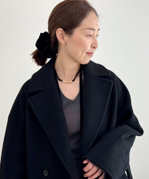 NOLLEY’S（ノーリーズ）の「パールベロアシュシュ（シュシュ・レディース・ブラック/ベージュ・FREE）」の6枚目の写真