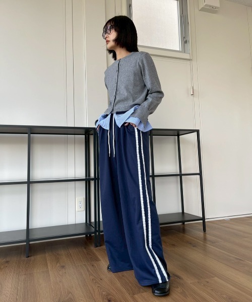 AMAIL(アマイル)の「Line Sweat Pants(スウェットパンツ・レディース・ブラック/ネイビー・FREE)」の5枚目の写真