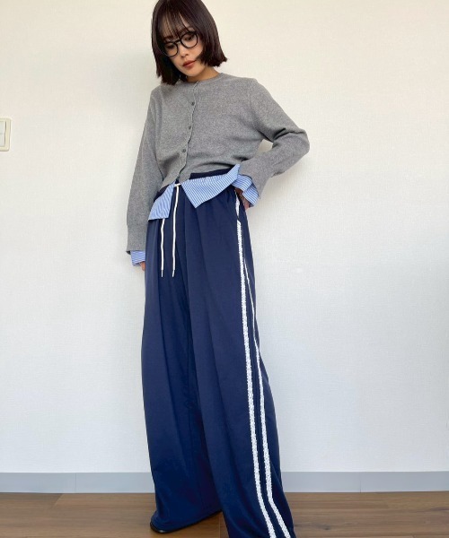 AMAIL(アマイル)の「Line Sweat Pants(スウェットパンツ・レディース・ブラック/ネイビー・FREE)」の6枚目の写真