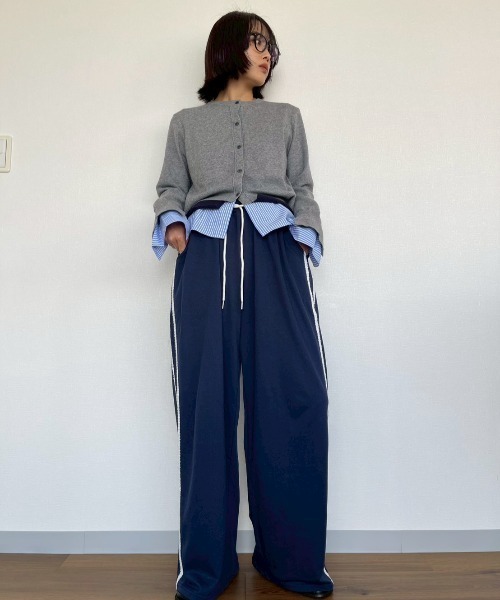 AMAIL(アマイル)の「Line Sweat Pants(スウェットパンツ・レディース・ブラック/ネイビー・FREE)」の7枚目の写真