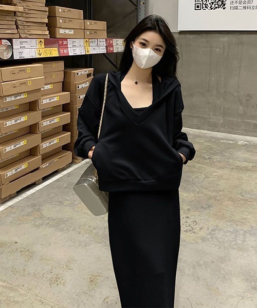 gossip！ロサンゼルス（ゴシップロサンゼルス）の「ワンピース×プルオーバーセット（ワンピース・レディース・ブラック/チャコールグレー・FREE）」の13枚目の写真