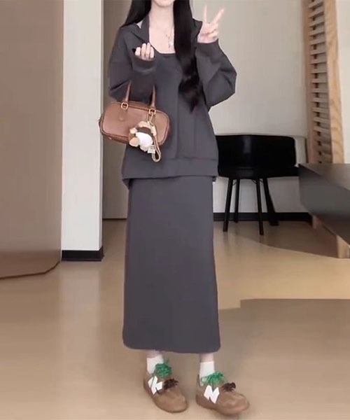 gossip！ロサンゼルス（ゴシップロサンゼルス）の「ワンピース×プルオーバーセット（ワンピース・レディース・ブラック/チャコールグレー・FREE）」の6枚目の写真