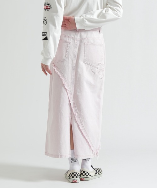 AVIREX（アヴィレックス）の「WAPPEN DENIM LONG SKIRT（デニムスカート・レディース・ブルー系その他/インディゴブルー/ピンク・S/M）」の6枚目の写真