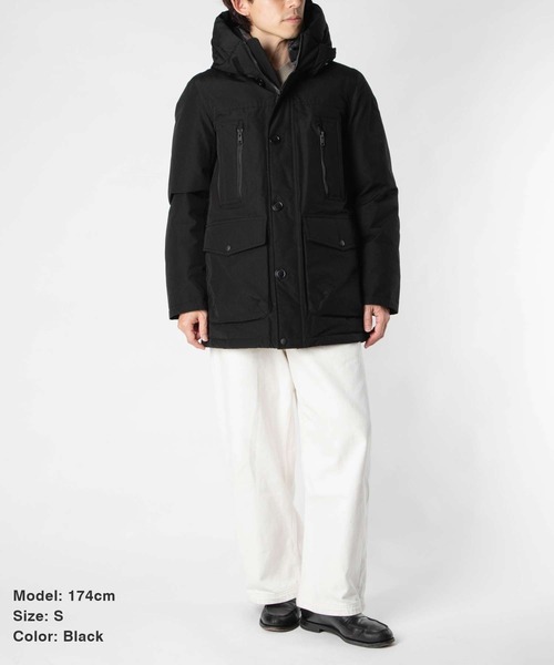 WOOLRICH（ウールリッチ）の「WOOLRICH RAMAR ARCTIC PARKA ウールリッチ ラマー アークティック  ダウンジャケット（ダウンジャケット/コート・メンズ・ブラック/ネイビー・LARGE/MEDIUM）」の4枚目の写真