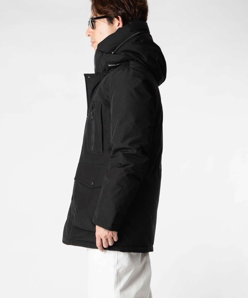 WOOLRICH（ウールリッチ）の「WOOLRICH RAMAR ARCTIC PARKA ウールリッチ ラマー アークティック  ダウンジャケット（ダウンジャケット/コート・メンズ・ブラック/ネイビー・LARGE/MEDIUM）」の5枚目の写真