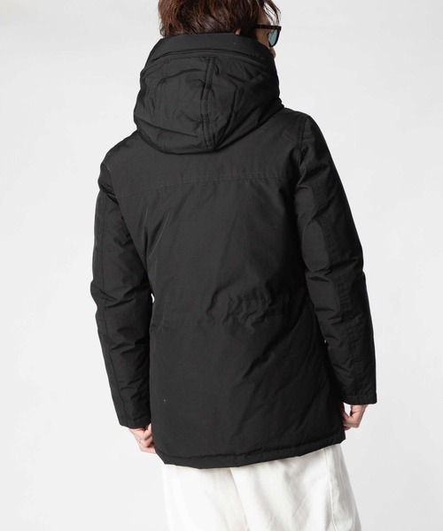 WOOLRICH（ウールリッチ）の「WOOLRICH RAMAR ARCTIC PARKA ウールリッチ ラマー アークティック  ダウンジャケット（ダウンジャケット/コート・メンズ・ブラック/ネイビー・LARGE/MEDIUM）」の6枚目の写真