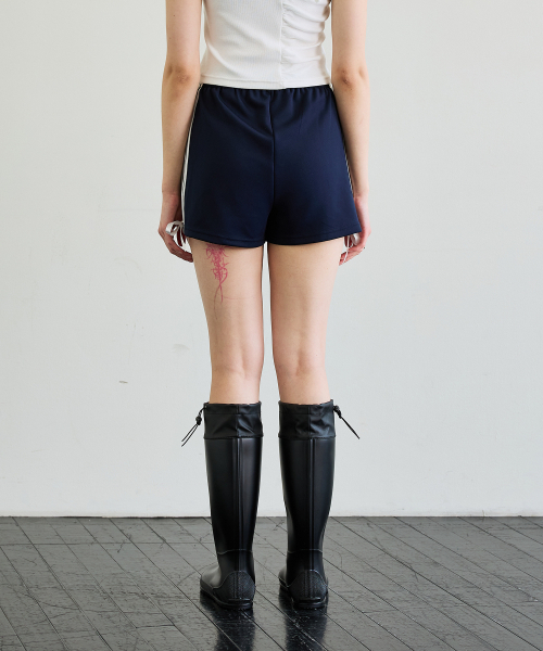ARI(アリ)の「RIBBON JERSEY TRACK MICRO SHORTS / NAVY(その他パンツ・レディース・ネイビー・FREE)」の3枚目の写真