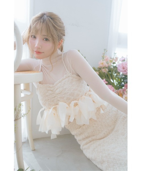 MISTREASS(ミストレアス)の「Ribbon Nep Yarn Knit Set Up With Sheer Top(ワンピース・レディース・アイボリー/ネイビー・FREE)」の4枚目の写真
