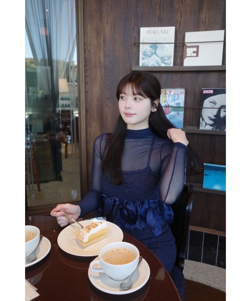 MISTREASS(ミストレアス)の「Ribbon Nep Yarn Knit Set Up With Sheer Top(ワンピース・レディース・アイボリー/ネイビー・FREE)」の13枚目の写真