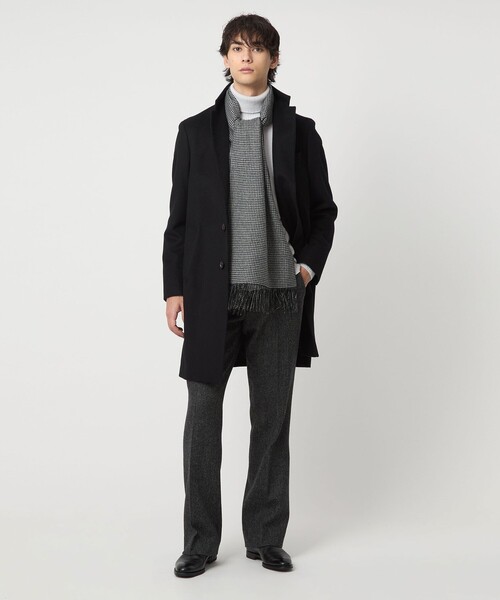 UNITED ARROWS（ユナイテッドアローズ）の「カシミヤ リバーシブル ハウンドトゥース マフラー（マフラー・メンズ・ブラック/ネイビー・FREE）」の12枚目の写真