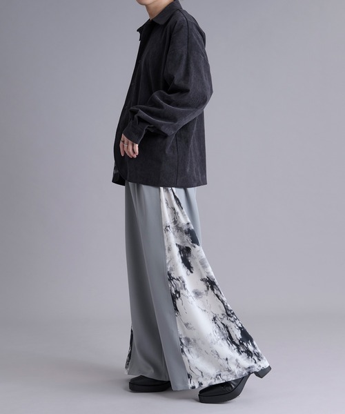 Ellno Loset(エルノロゼット)の「フラワープリントコーデュロイシャツ(シャツ/ブラウス・メンズ・グレー系/チャコール・MEDIUM/SMALL/LARGE)」の9枚目の写真