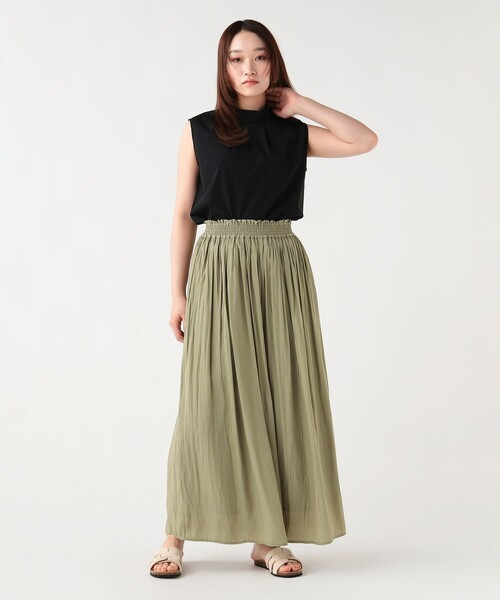 BEAMS HEART(ビームスハート)の「サテン フレア パンツ(その他パンツ・レディース・ブラック系その他2/チャコールグレー/グリーン系その他4・FREE)」の12枚目の写真