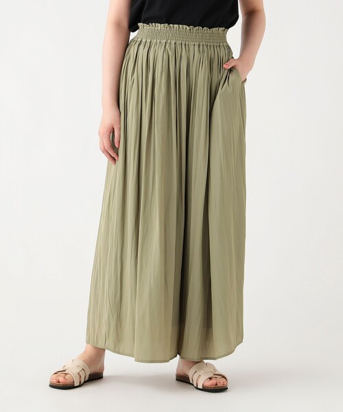 BEAMS HEART(ビームスハート)の「サテン フレア パンツ(その他パンツ・レディース・ブラック系その他2/チャコールグレー/グリーン系その他4・FREE)」の14枚目の写真
