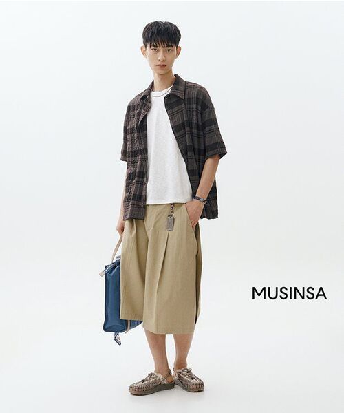BALLUTE(バリュート)の「SLUB U-NECK HALF CROP T-SHIRTS (SHEER WHITE)(Tシャツ/カットソー・メンズ・その他・SMALL/LARGE/MEDIUM)」の5枚目の写真