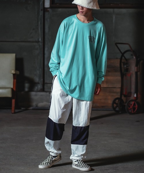 En serio TOKYO(エンソリオトーキョー)の「【SIDEWAYSTANCE】長袖ゴーストバスターズプリントTシャツ(Tシャツ/カットソー・メンズ・パープル/ブラック系その他2/ブルー系その他2/グレー系その他/ホワイト系その他2/イエロー系その他2・MEDIUM/X-LARGE/LARGE/SMALL)」の21枚目の写真