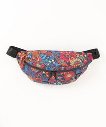 KiU コラボボディバッグ