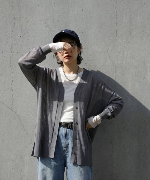 antiqua(アンティカ)の「シアー Vネック カーディガン(カーディガン/ボレロ・レディース・ブラック/グレイッシュベージュ/ブルー系その他/ライム・ONESIZE)」の12枚目の写真