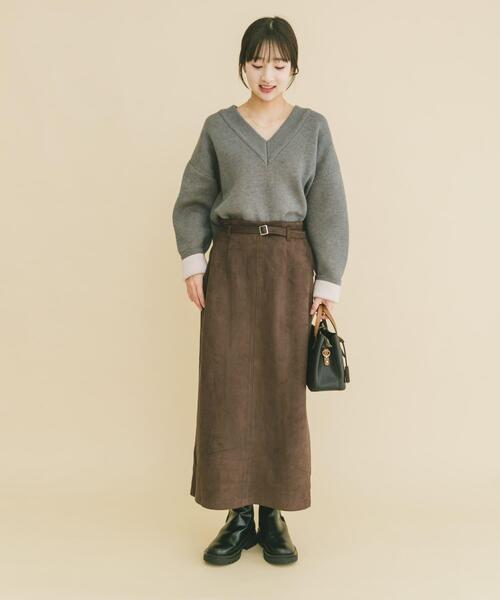 ITEMS URBANRESEARCH（アイテムズ アーバンリサーチ）の「ダブルフェイスVネックニット（ニット/セーター・レディース・グレー/アイボリー/グリーン系その他/ネイビー・FREE）」の8枚目の写真