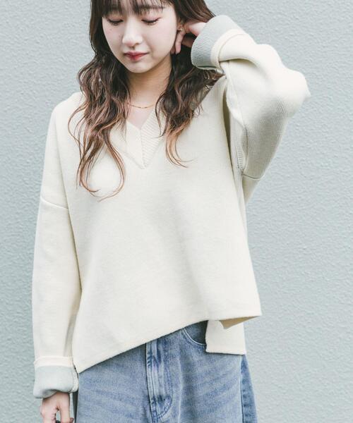 ITEMS URBANRESEARCH（アイテムズ アーバンリサーチ）の「ダブルフェイスVネックニット（ニット/セーター・レディース・グレー/アイボリー/グリーン系その他/ネイビー・FREE）」の15枚目の写真