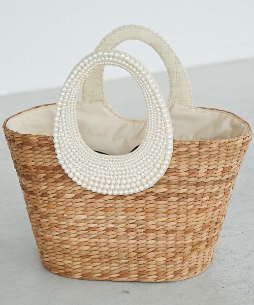 La boutique BonBon（ラブティックボンボン）の「パールハンドルバスケットL（かごバッグ・レディース・ベージュ・FREE）」の8枚目の写真
