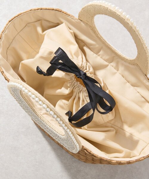 La boutique BonBon（ラブティックボンボン）の「パールハンドルバスケットL（かごバッグ・レディース・ベージュ・FREE）」の13枚目の写真