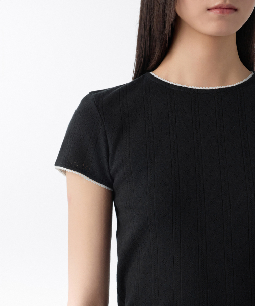 MUSINSA STANDARD WOMAN（ムシンサスタンダードウーマン）の「ウィメンズポインテールレースクルーネックTシャツ[ブラック]（Tシャツ/カットソー・レディース・その他・SMALL/MEDIUM/LARGE/X-SMALL/X-LARGE）」の2枚目の写真