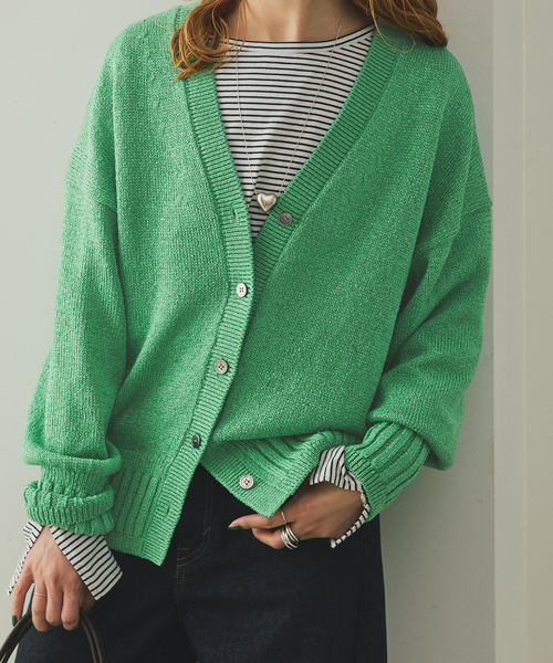 Spick & Span(スピックアンドスパン)の「レーヨンペーパーヤーンVネックカーディガン(カーディガン/ボレロ・レディース・ブラック/グリーン/ベージュ・FREE)」の22枚目の写真