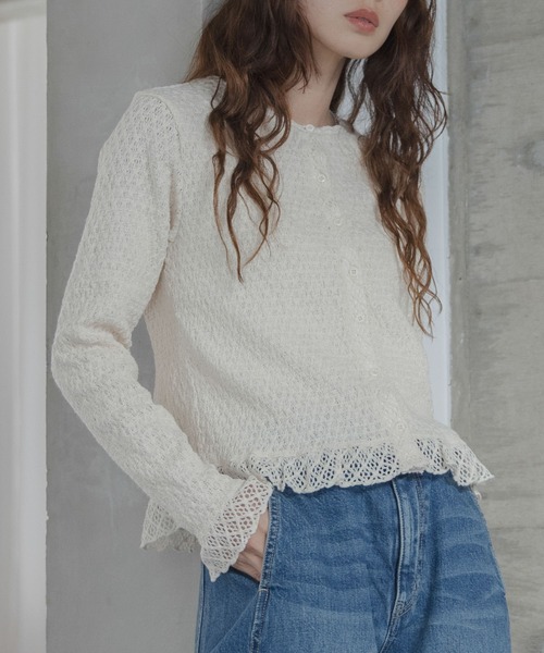 URBAN RESEARCH Sonny Label(アーバンリサーチサニーレーベル)の「レースシャーリングフリルカットソー(Tシャツ/カットソー・レディース・ブラック/ホワイト系その他・FREE)」の3枚目の写真