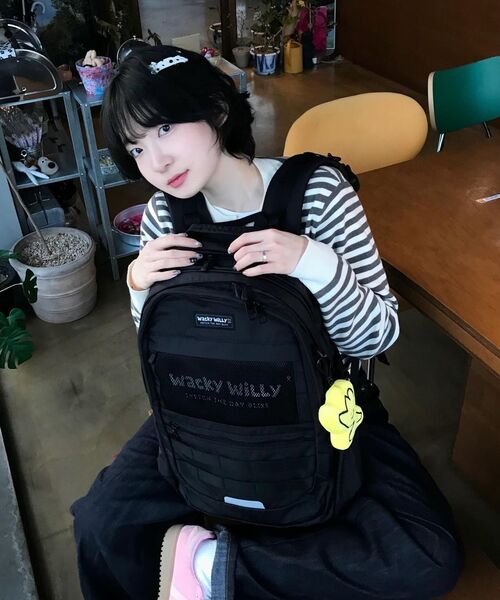 Wacky WiLLy(ワッキーウィリー)の「ウィメンズストライプラウンドネックカーディガンクリーム(カーディガン/ボレロ・レディース・その他・MEDIUM/SMALL)」の11枚目の写真