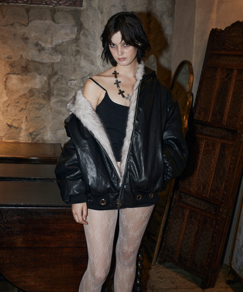VOONT(ブント)の「Eyelet Reversible Fur Leather Jacket (BLACK)(ライダースジャケット・レディース・ブラック・OS)」の10枚目の写真