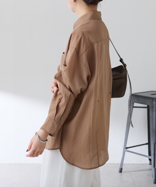 COLLAGE GALLARDAGALANTE（コラージュガリャルダガランテ）の「バックスリムシアストシャツ（シャツ/ブラウス・レディース・ブラウン/ライトグレー・FREE）」の14枚目の写真