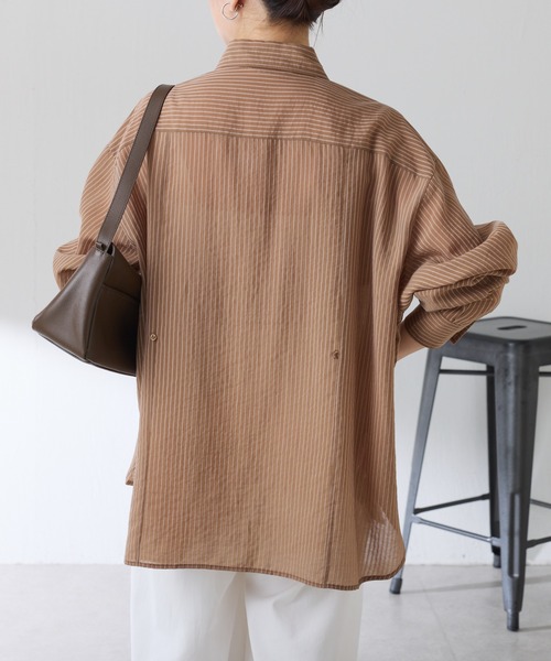 COLLAGE GALLARDAGALANTE（コラージュガリャルダガランテ）の「バックスリムシアストシャツ（シャツ/ブラウス・レディース・ブラウン/ライトグレー・FREE）」の15枚目の写真