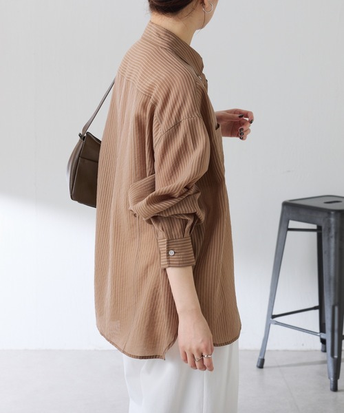 COLLAGE GALLARDAGALANTE（コラージュガリャルダガランテ）の「バックスリムシアストシャツ（シャツ/ブラウス・レディース・ブラウン/ライトグレー・FREE）」の16枚目の写真