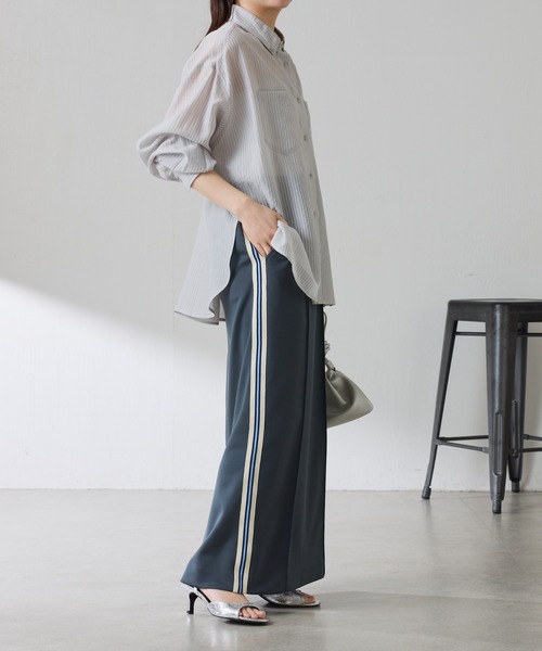 COLLAGE GALLARDAGALANTE（コラージュガリャルダガランテ）の「バックスリムシアストシャツ（シャツ/ブラウス・レディース・ブラウン/ライトグレー・FREE）」の10枚目の写真