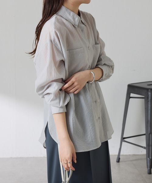 COLLAGE GALLARDAGALANTE（コラージュガリャルダガランテ）の「バックスリムシアストシャツ（シャツ/ブラウス・レディース・ブラウン/ライトグレー・FREE）」の7枚目の写真
