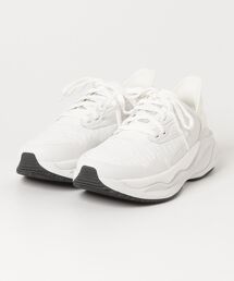 Clarks（クラークス）の「Clarks Pace. / レディースクラークスペース (ホワイト)（スニーカー）」