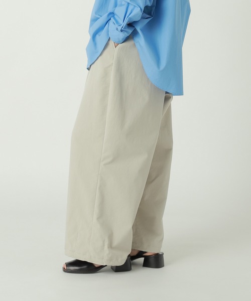 ZUCCa(ズッカ)の「SPUN PE STRETCH TWILL / パンツ(その他パンツ・レディース・カーキ/ベージュ/ダークグレー・S size/M size)」の4枚目の写真