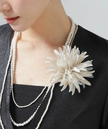 NANO universe（ナノユニバース）の「ダリアコサージュ（ブローチ/コサージュ）」