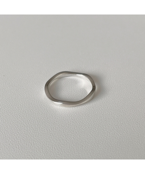 BYWEEKEND（バイウィーケンド）の「Guide ring（リング・レディース・シルバー/イエローゴールド・17/15 /13/11）」の2枚目の写真
