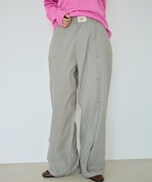 common gull products.（コモンガルプロダクツ）の「春の片耳にスラックス（スラックス）」